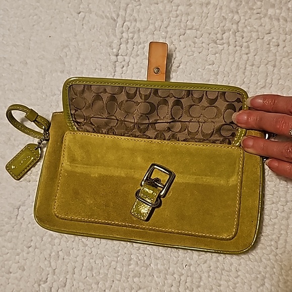 Vintage Coach - Picture 5 of 10